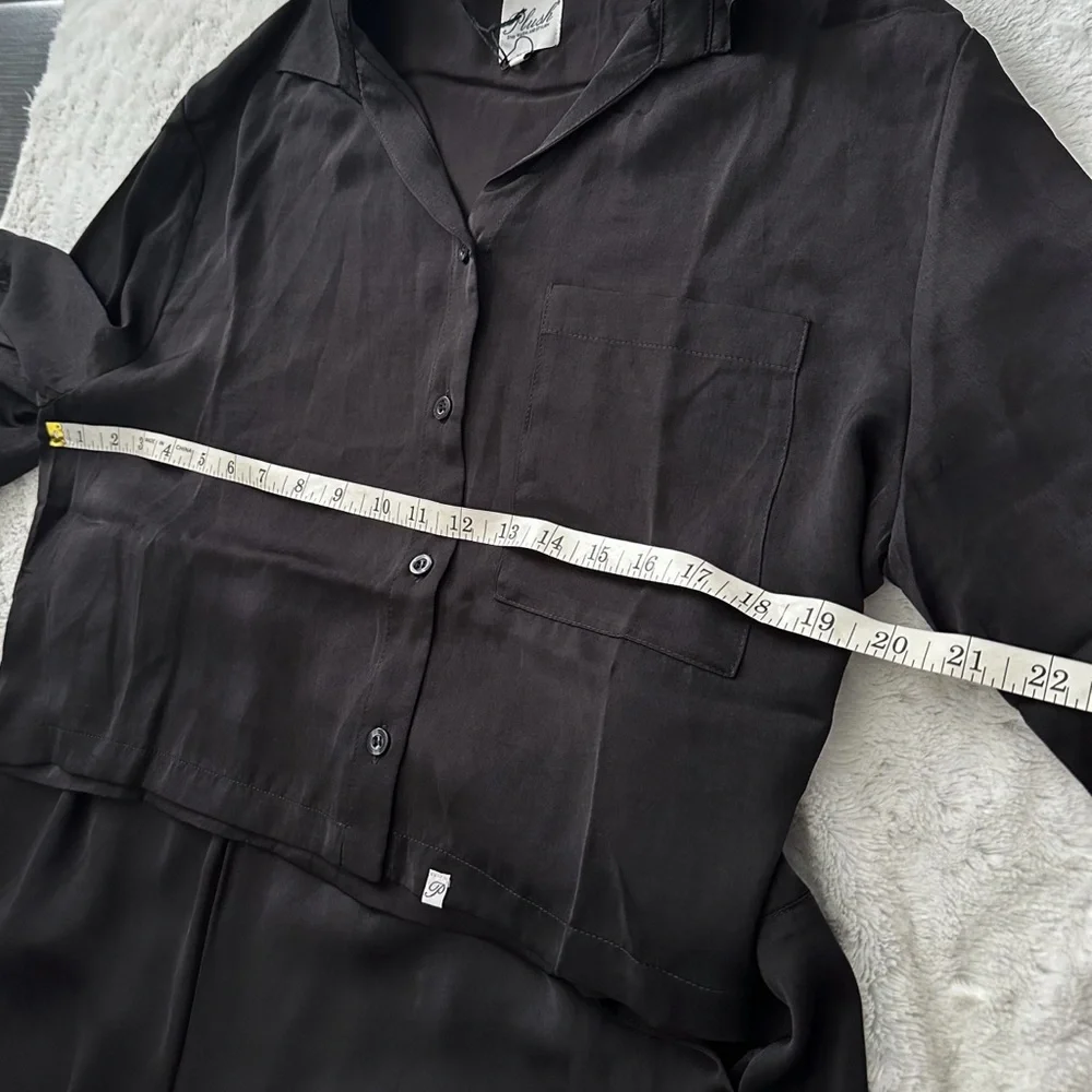 NWT- PLUSH x REVOLVE Black Silky Cropped Pajama Set